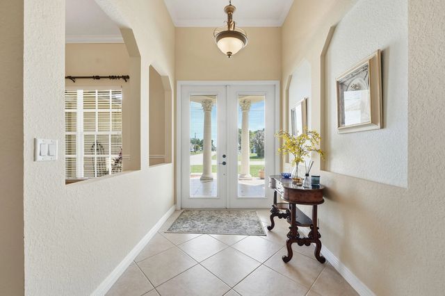 5 of 49 - 2199 Se Heathwood Circle, Port St. Lucie, FL
