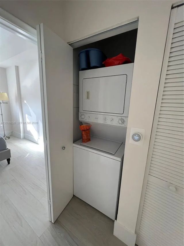 5 of 20 - 18800 Ne 29th Avenue #ph25, Aventura, FL