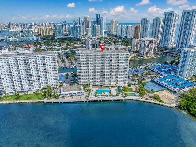2 of 31 - 300 Bayview Drive #1614, Sunny Isles Beach, FL
