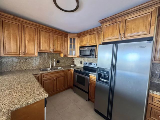 3 of 28 - 2500 Parkview Drive #1210, Hallandale Beach, FL