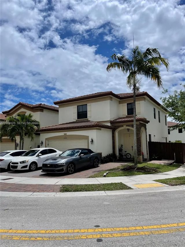 10086 Nw 89th Terrace, Doral