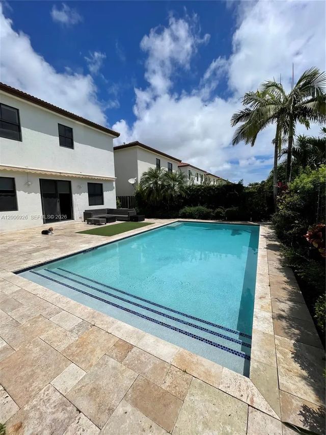 3 of 19 - 10086 Nw 89th Terrace, Doral, FL