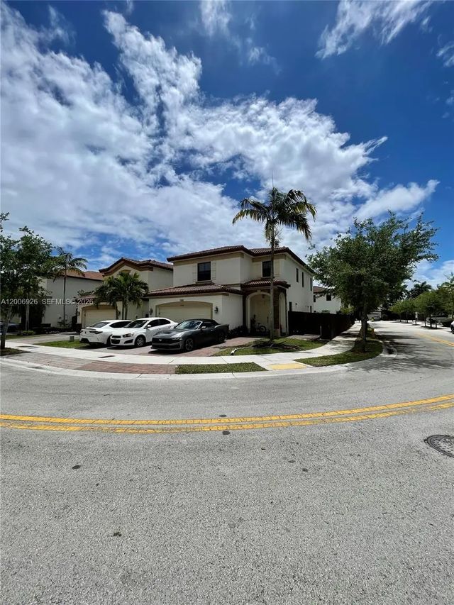 5 of 19 - 10086 Nw 89th Terrace, Doral, FL