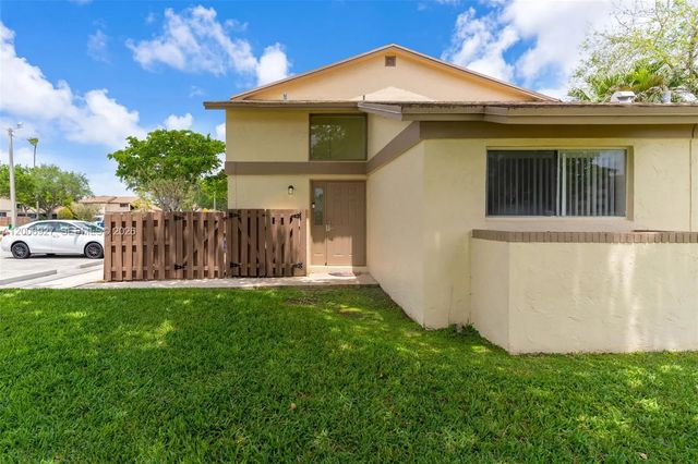 2 of 34 - 2950 Nw 106th Avenue #10, Sunrise, FL