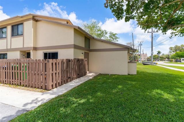 3 of 34 - 2950 Nw 106th Avenue #10, Sunrise, FL