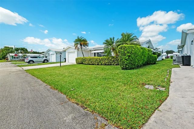 3 of 24 - 2103 Sw 20th Circle, Boynton Beach, FL