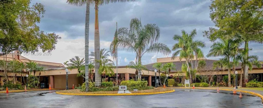 2780 N Pine Island Road #205, Sunrise