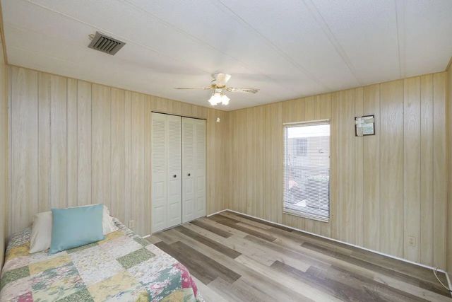 4 of 41 - 2001 83rd Avenue N #1281, St. Petersburg, FL