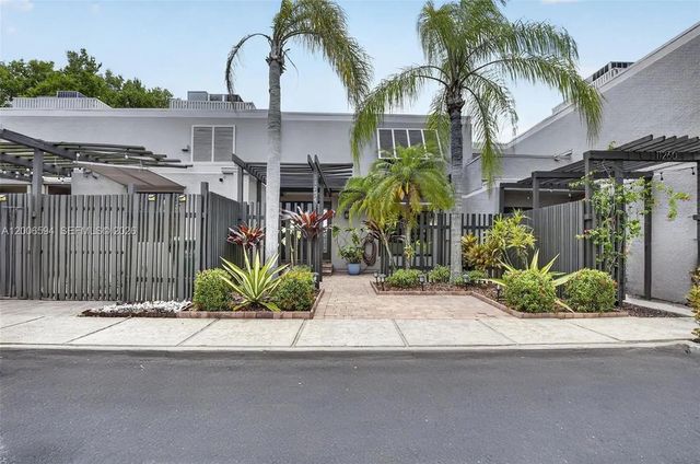 11254 Nw 15th Court, Pembroke Pines