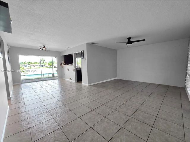 5 of 23 - 11661 Nw 31st Place, Sunrise, FL