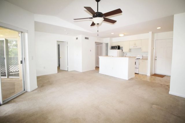 4823 Via Palm Lakes #1315, West Palm Beach