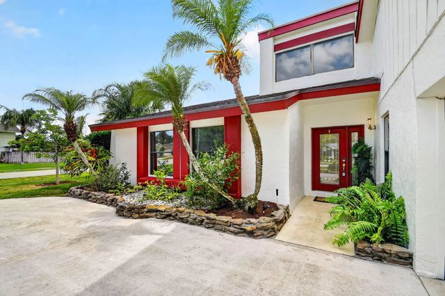 12260 Old Country Road S, Wellington