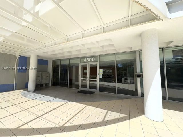 3 of 14 - 4300 Biscayne Boulevard #206, Miami, FL