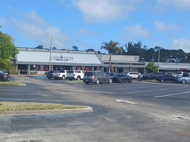 4 of 8 - 6642 S Us Hwy 1, Port St. Lucie, FL