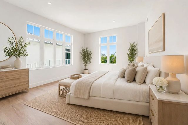 5 of 42 - 180 Lake Drive #2204, Palm Beach Shores, FL