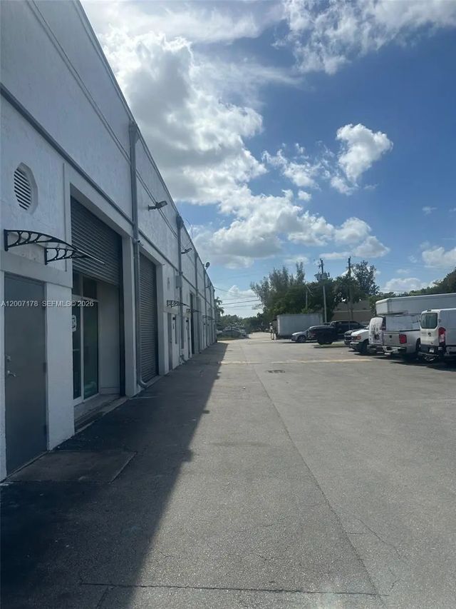 12101 Nw 98th Avenue, Hialeah Gardens