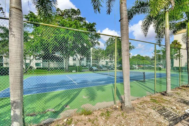 3 of 28 - 6190 Woodlands Boulevard #312, Tamarac, FL