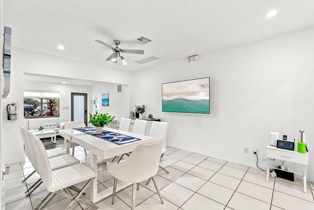 4 of 32 - 3305 Ne 16th Court, Fort Lauderdale, FL