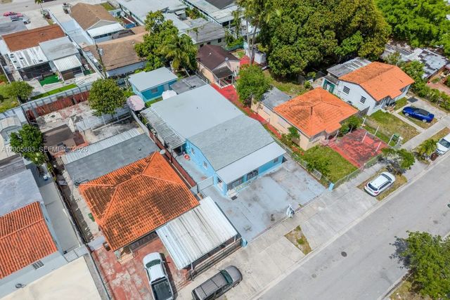 5 of 11 - 141 E 16th Street, Hialeah, FL