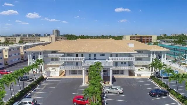 3 of 40 - 1461 S Ocean Boulevard S #321, Lauderdale-By-The-Sea, FL