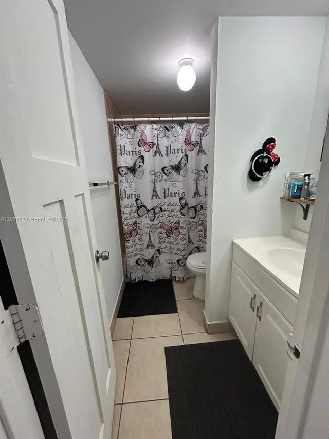 3 of 18 - 1100 Ne 1st Court #104, Hallandale Beach, FL