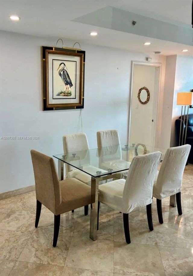 4 of 15 - 3400 Sw 27th Avenue #805, Coconut Grove, FL