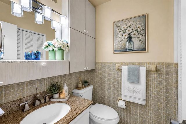 5 of 11 - 5300 Washington Street #h137, Hollywood, FL