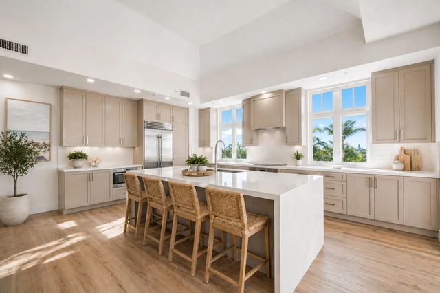 2 of 40 - 178 Lake Drive #4101, Palm Beach Shores, FL