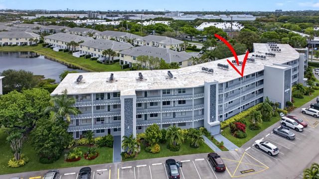 4 of 80 - 446 Richmond F, Deerfield Beach, FL