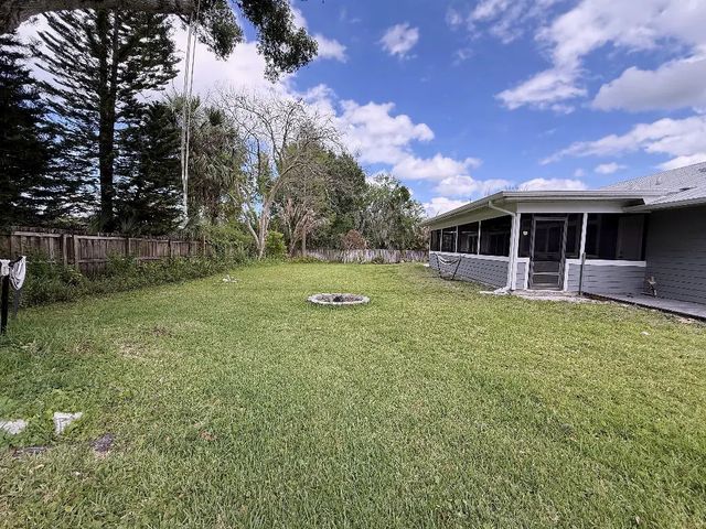 4 of 32 - 2402 River Hammock Lane, Fort Pierce, FL