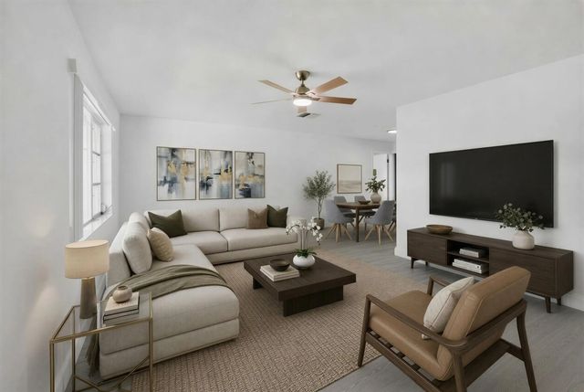2 of 44 - 703 Sw 18th Street, Boynton Beach, FL