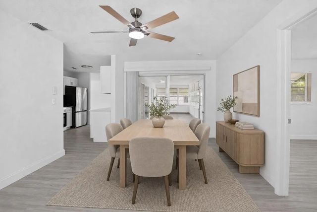 4 of 44 - 703 Sw 18th Street, Boynton Beach, FL