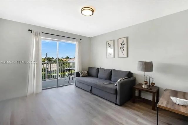 3527 Ne 168th Street #409, North Miami Beach
