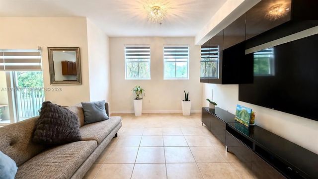 4 of 19 - 10870 Nw 88th Terrace #216, Doral, FL