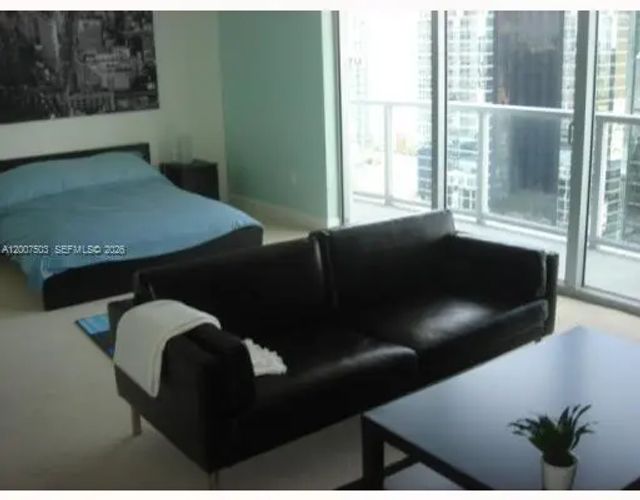3 of 8 - 1050 Brickell Avenue #2312, Miami, FL