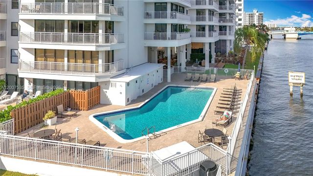 5 of 72 - 3100 Ne 48th Street #507, Fort Lauderdale, FL