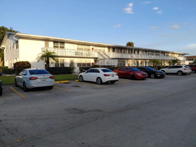 134 Northampton #g, West Palm Beach
