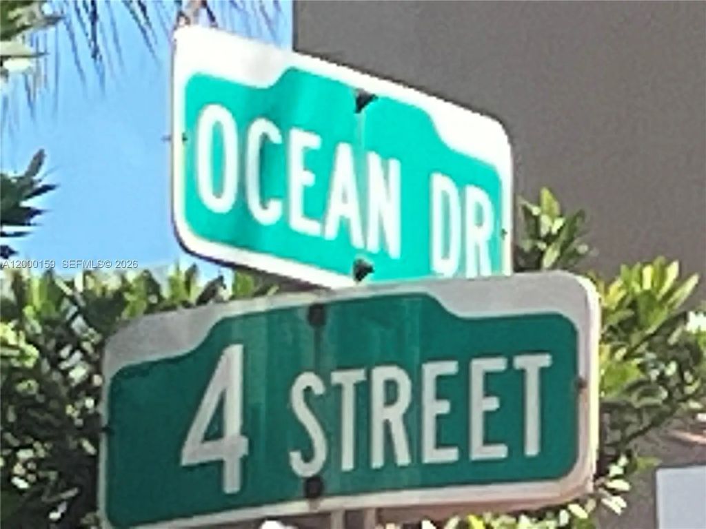345 Ocean Drive #303, Miami Beach