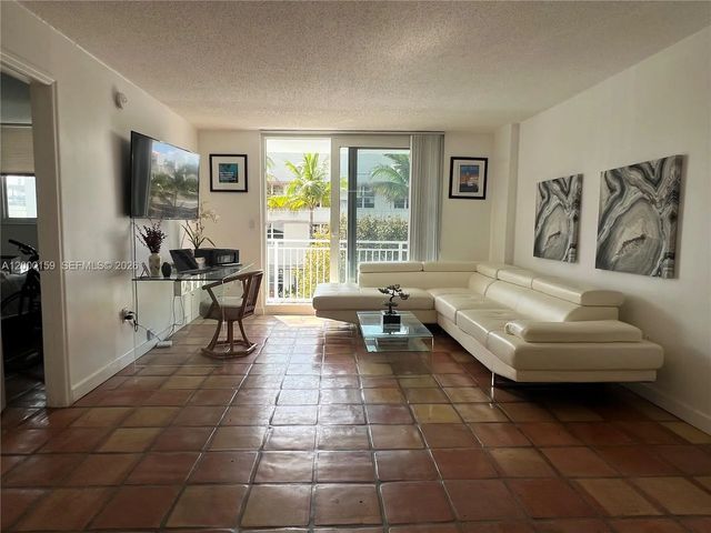 2 of 24 - 345 Ocean Drive #303, Miami Beach, FL