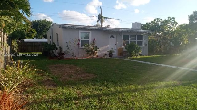 4 of 16 - 508 Beech Road, West Palm Beach, FL