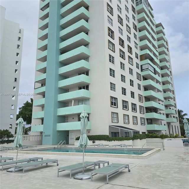 2 of 30 - 5 Island Avenue #5a, Miami Beach, FL