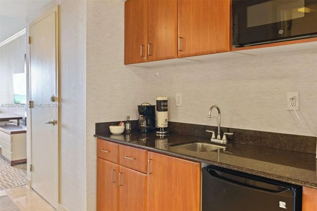 3 of 30 - 18001 Collins Avenue #511, Sunny Isles Beach, FL