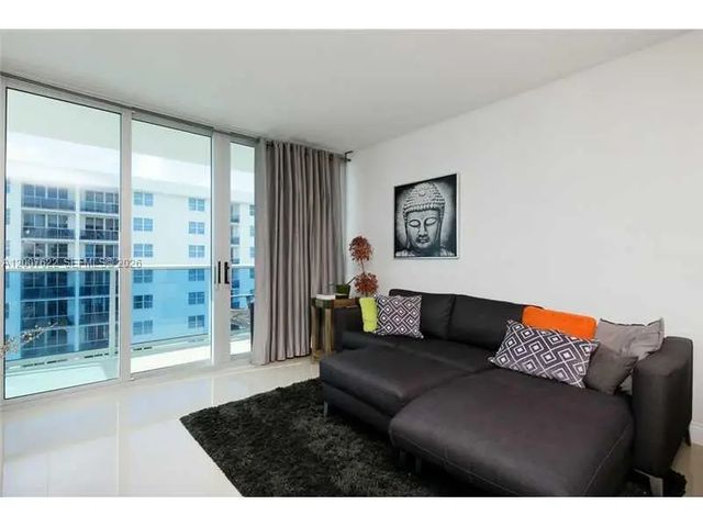 3 of 16 - 7501 E Treasure Drive #8c, North Bay Village, FL