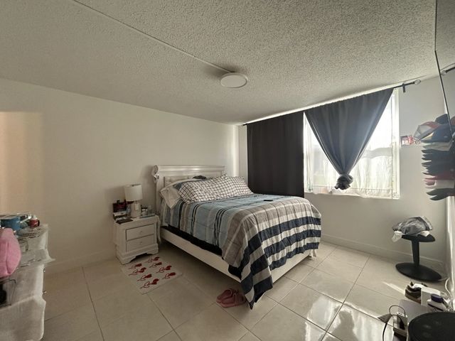 5 of 10 - 6600 Royal Palm Boulevard #103b, Margate, FL