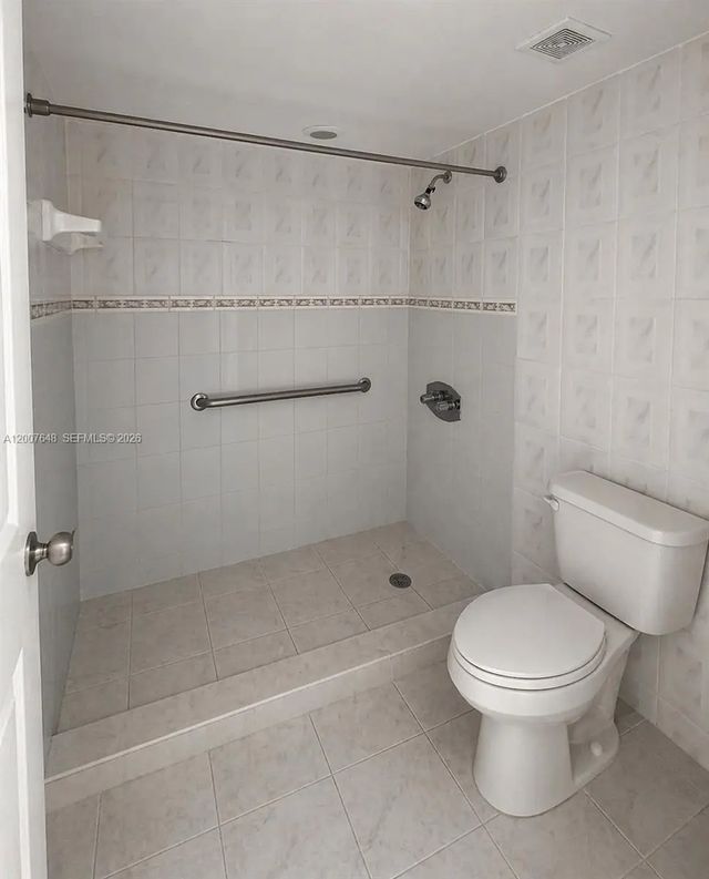 5 of 9 - 15400 Sw 81st Cir Lane #1011, Miami, FL