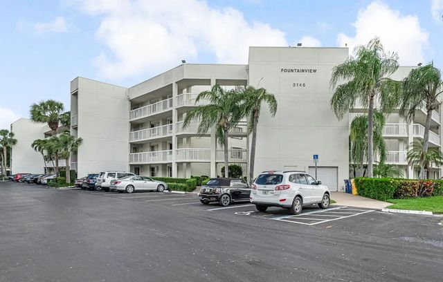 3146 Via Poinciana #203, Lake Worth