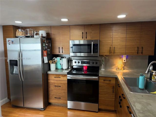 2 of 27 - N/A, Pembroke Pines, FL