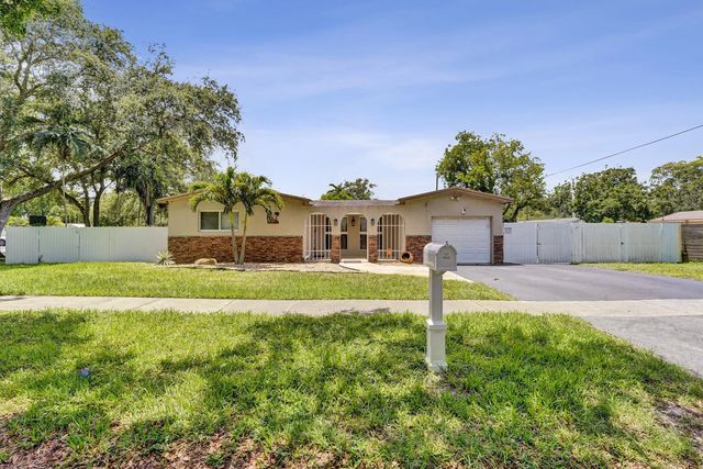 9101 Sw 52nd Court, Cooper City