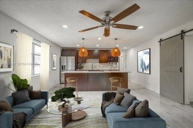 3 of 19 - 1480 W 36th Street, Riviera Beach, FL