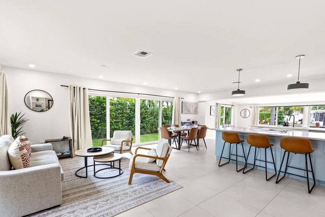 2 of 31 - 2417 Ne 19th Avenue, Wilton Manors, FL